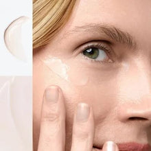 Charger l'image dans la galerie, Crème Contour des yeux à triple action : éclaircissant